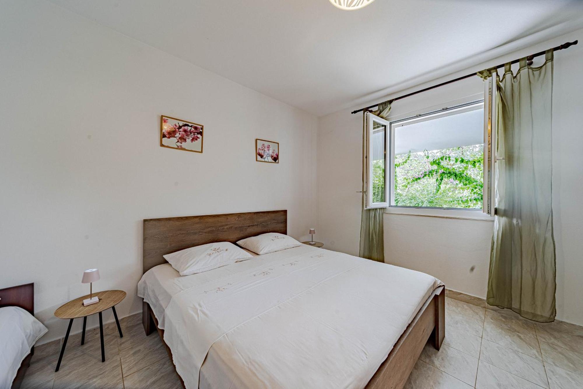 Seaside House For Families With Children Cove Rasohatica, Korcula - 4386 Lumbarda Bilik gambar